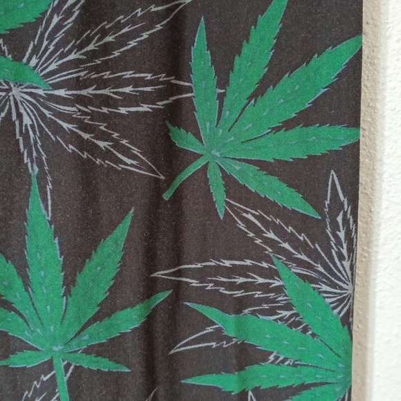 Itzon Pot Weed Leggings One Size - Picture 2 of 5